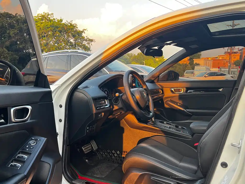 Honda Civic — фото 4