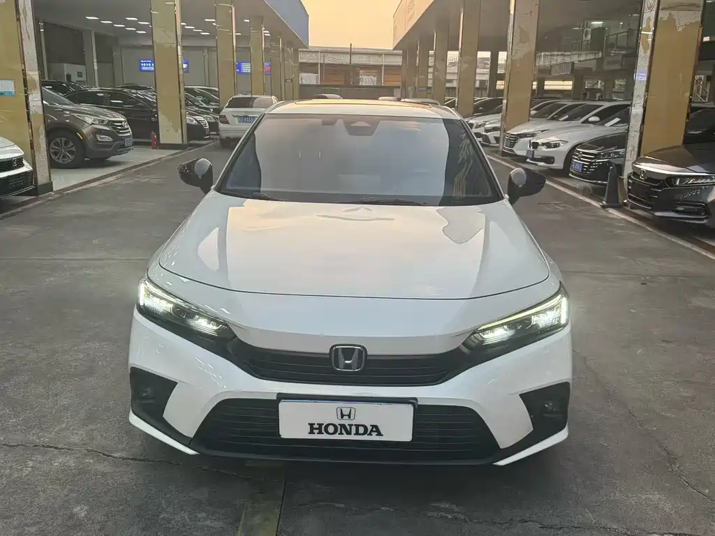 Honda Civic — фото 2