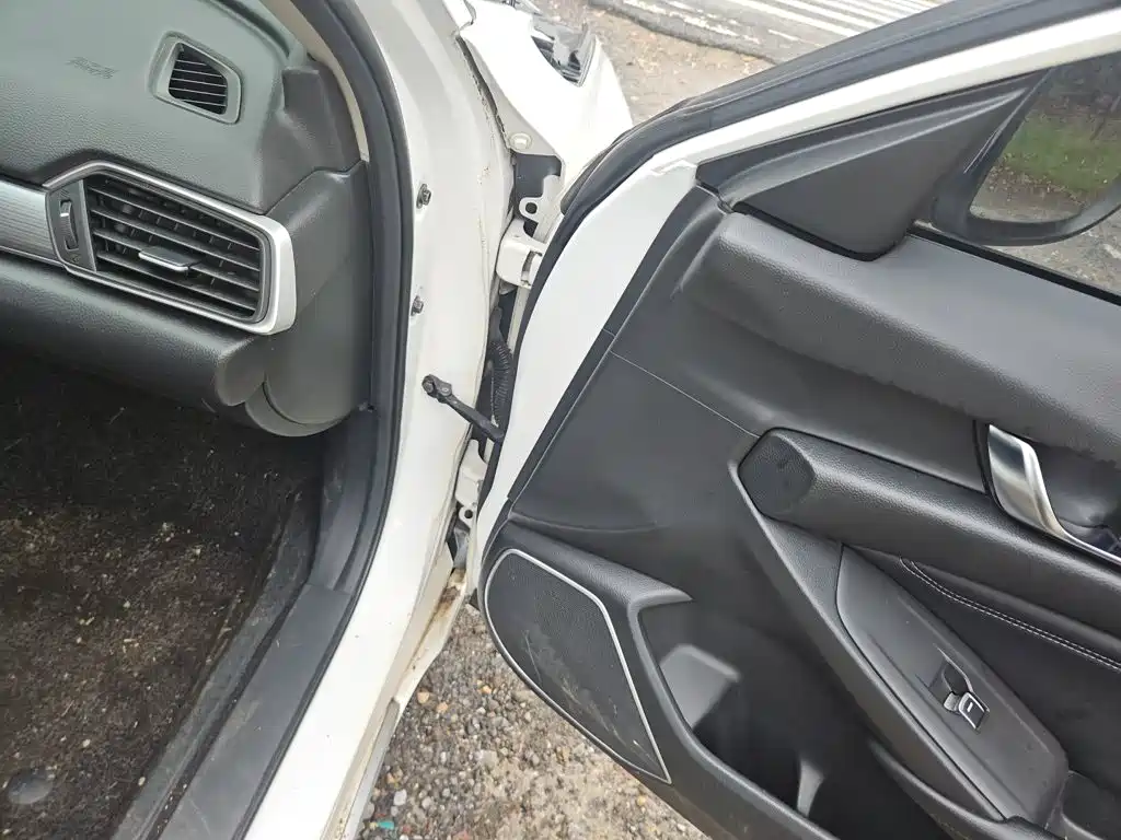 Honda Accord — фото 19