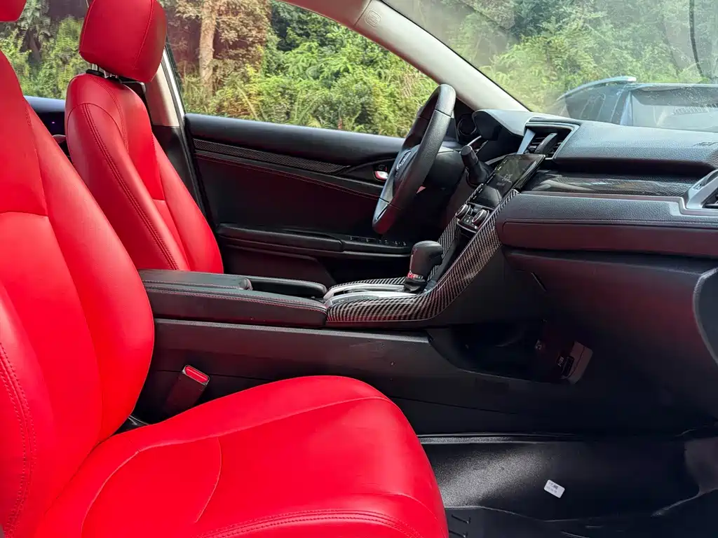 Honda Civic — фото 11