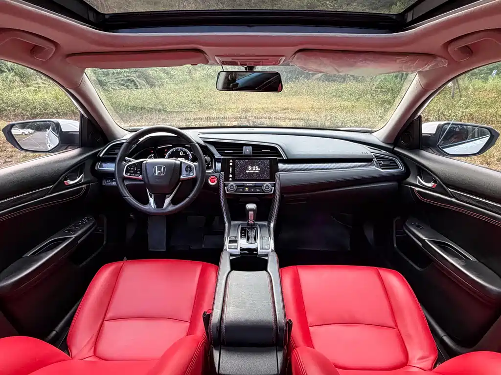 Honda Civic — фото 5