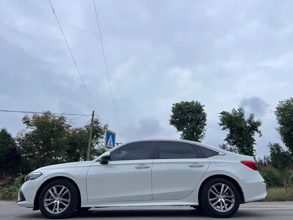 Honda Civic — фото 4