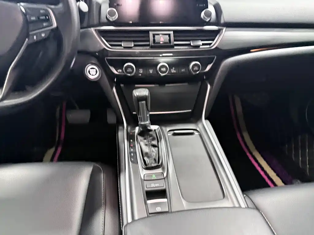 Honda Inspire — фото 15