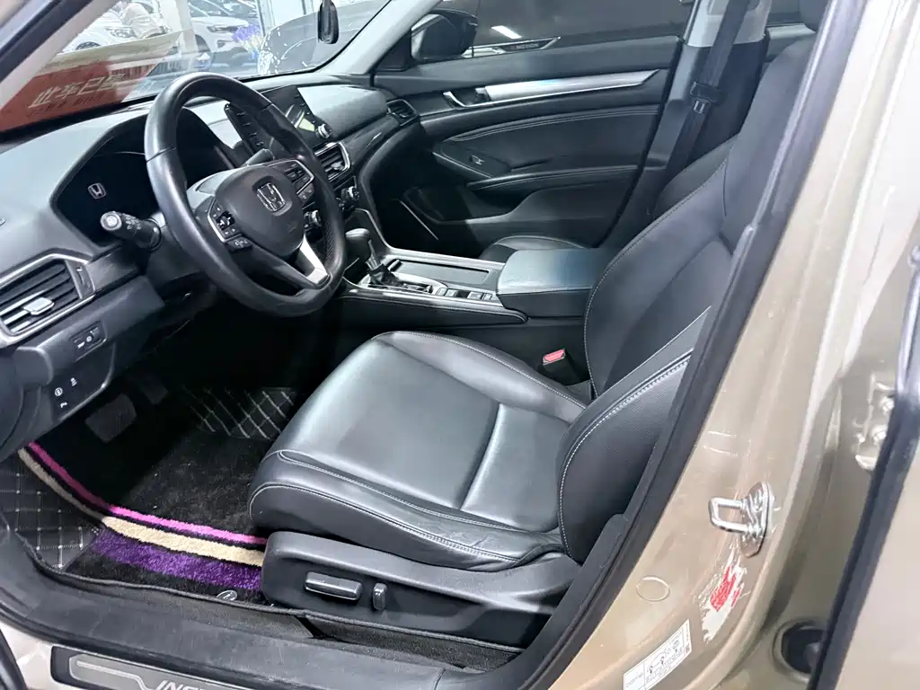 Honda Inspire — фото 8