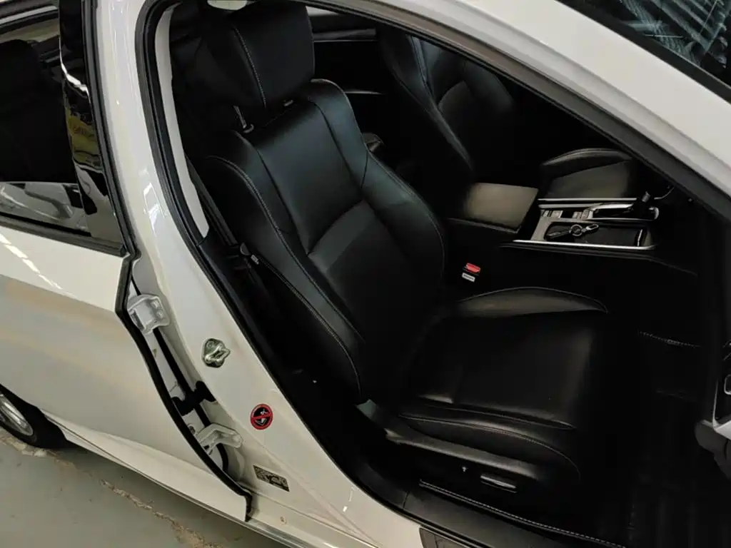 Honda Inspire — фото 25