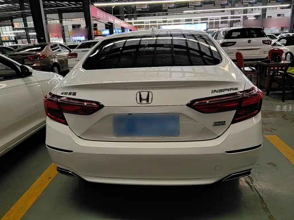 Honda Inspire — фото 6