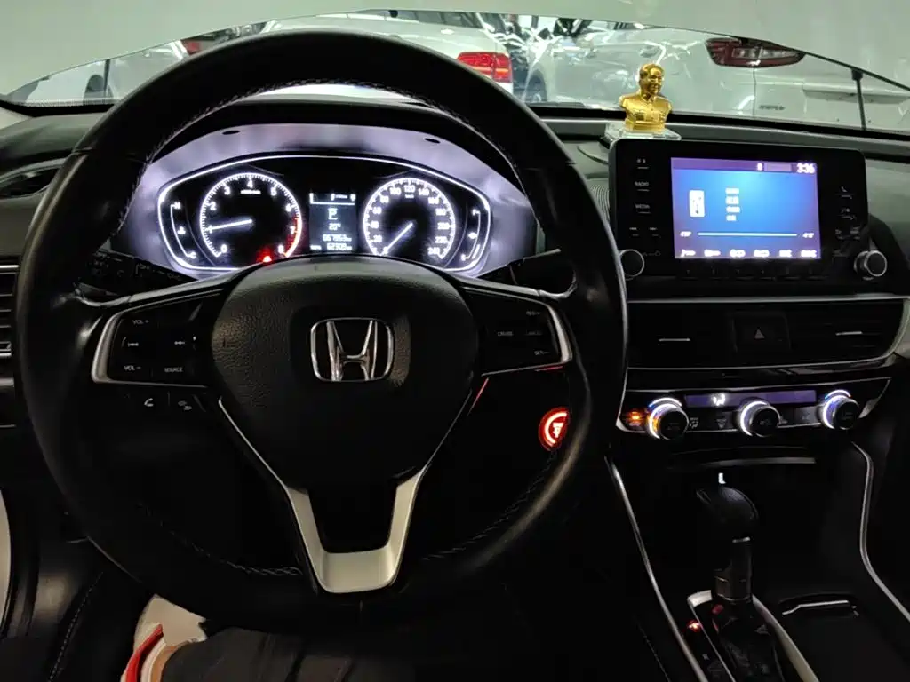 Honda Inspire — фото 10