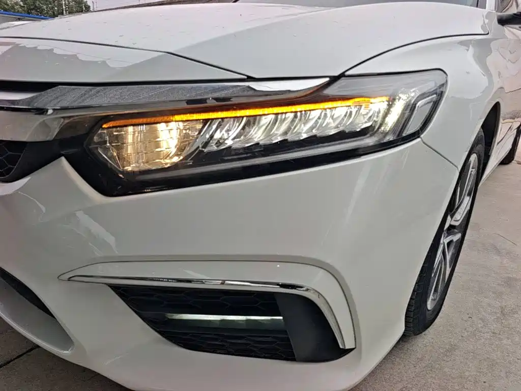 Honda Inspire — фото 24