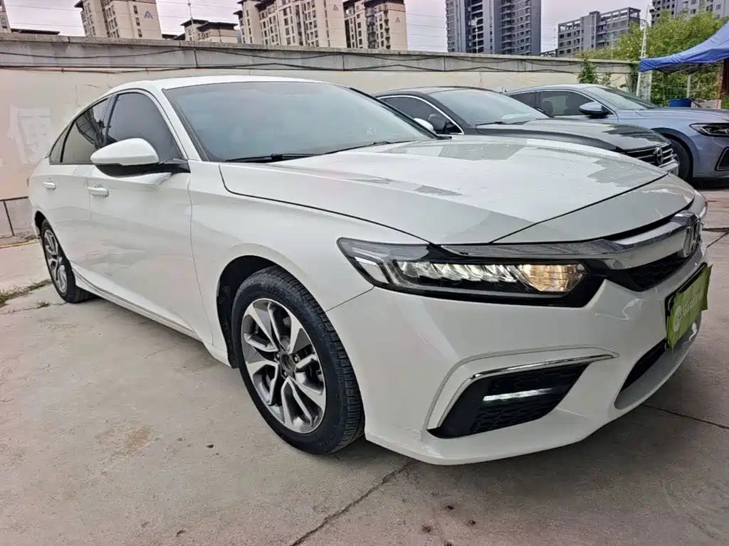 Honda Inspire — фото 4