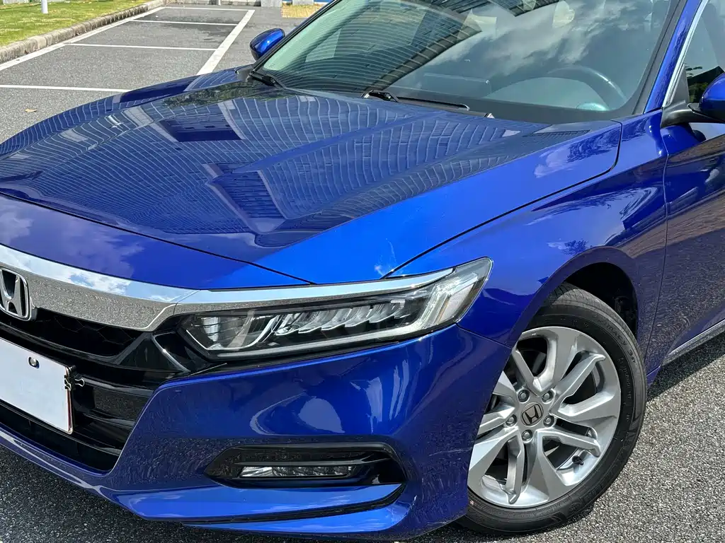 Honda Accord — фото 4
