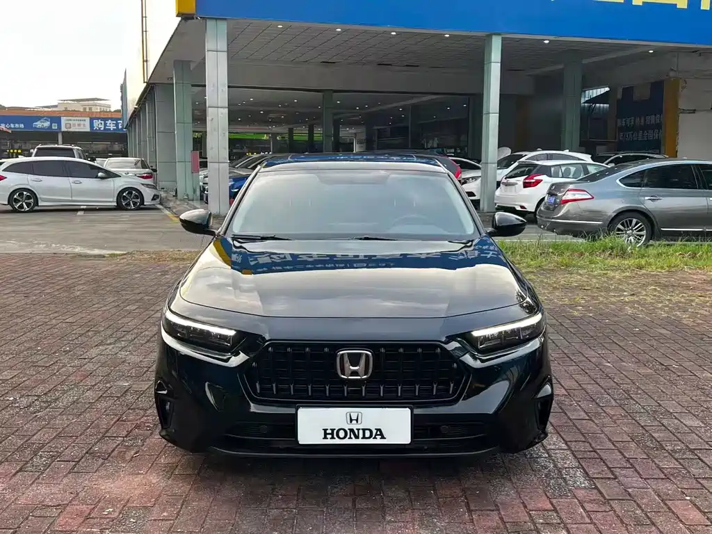 Honda Inspire — фото 2