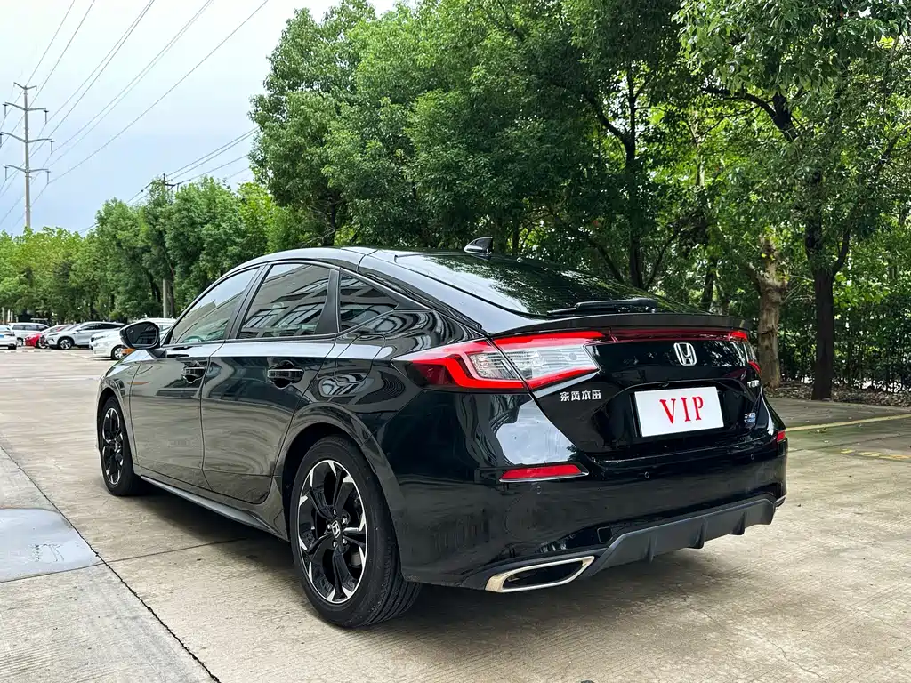 Honda Civic — фото 15
