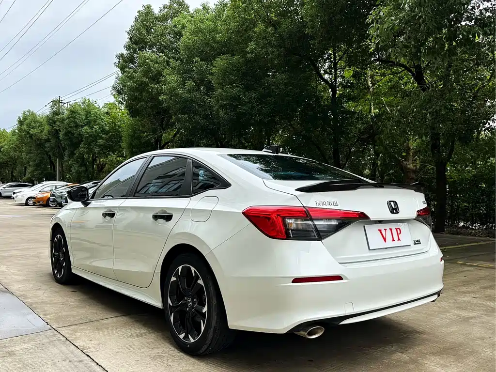 Honda Civic — фото 13