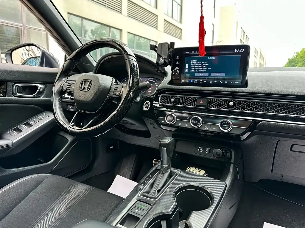 Honda Civic — фото 7