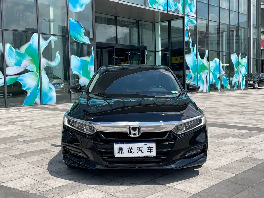 Honda Accord — фото 2