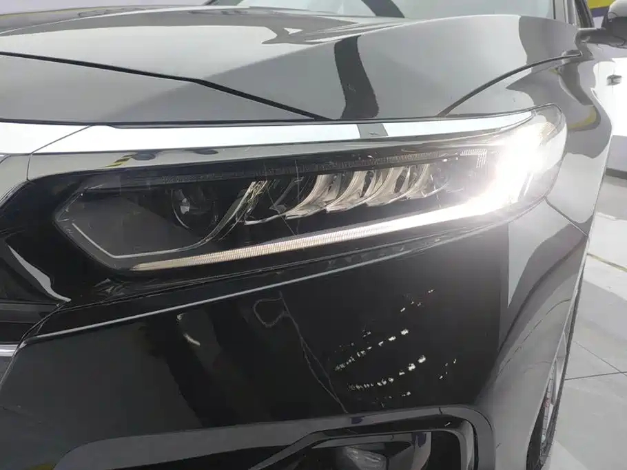 Honda Accord — фото 5
