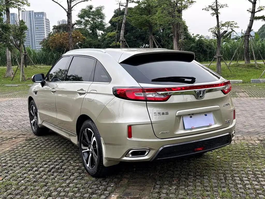 Honda UR-V — фото 6