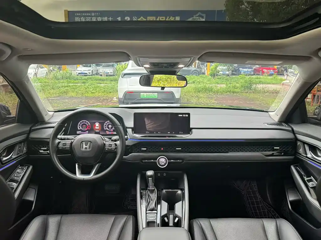 Honda Accord — фото 5