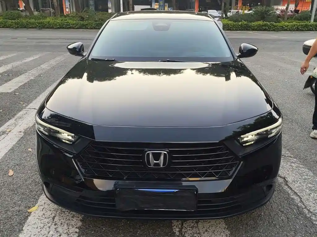 Honda Accord — фото 2
