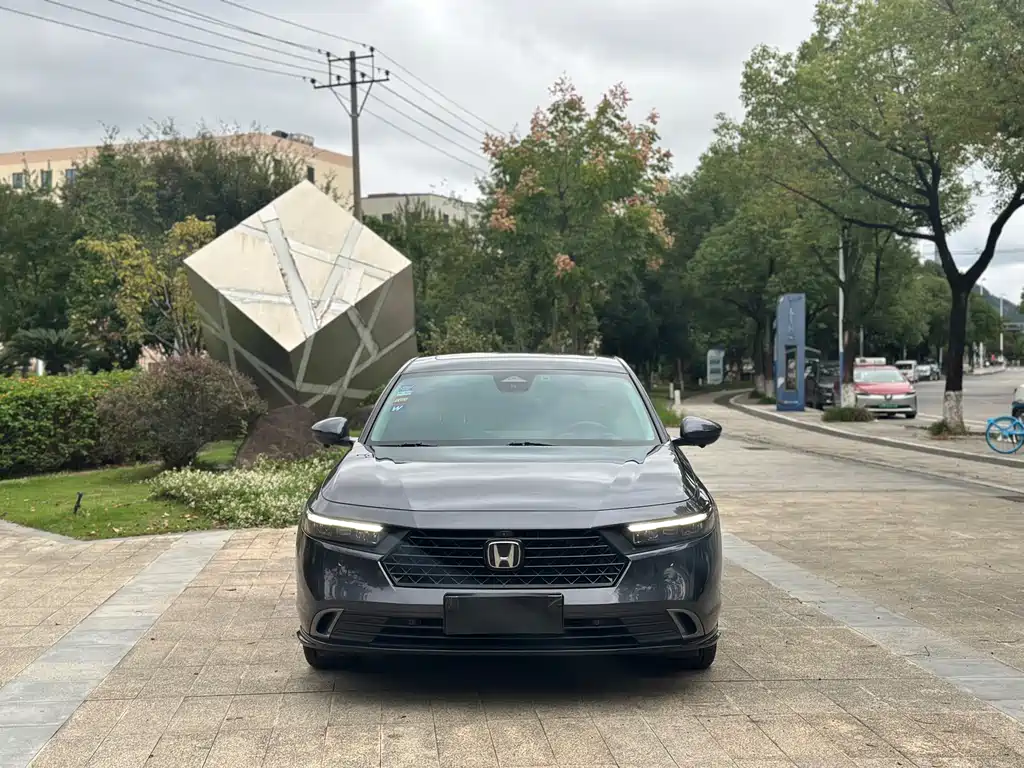 Honda Accord — фото 2