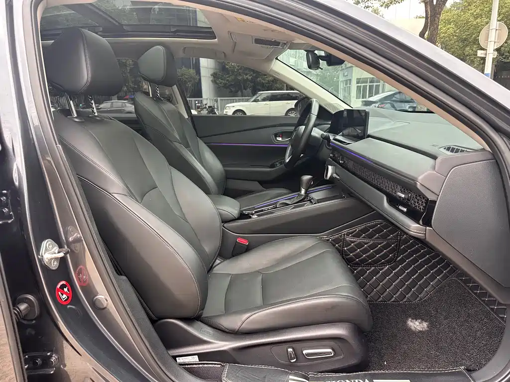 Honda Accord — фото 13