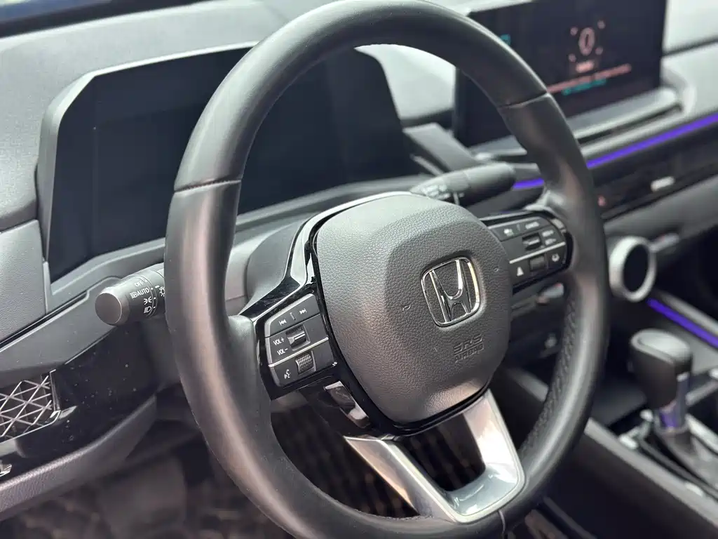 Honda Accord — фото 17