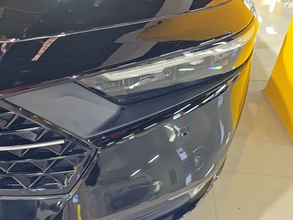 Honda Accord — фото 17