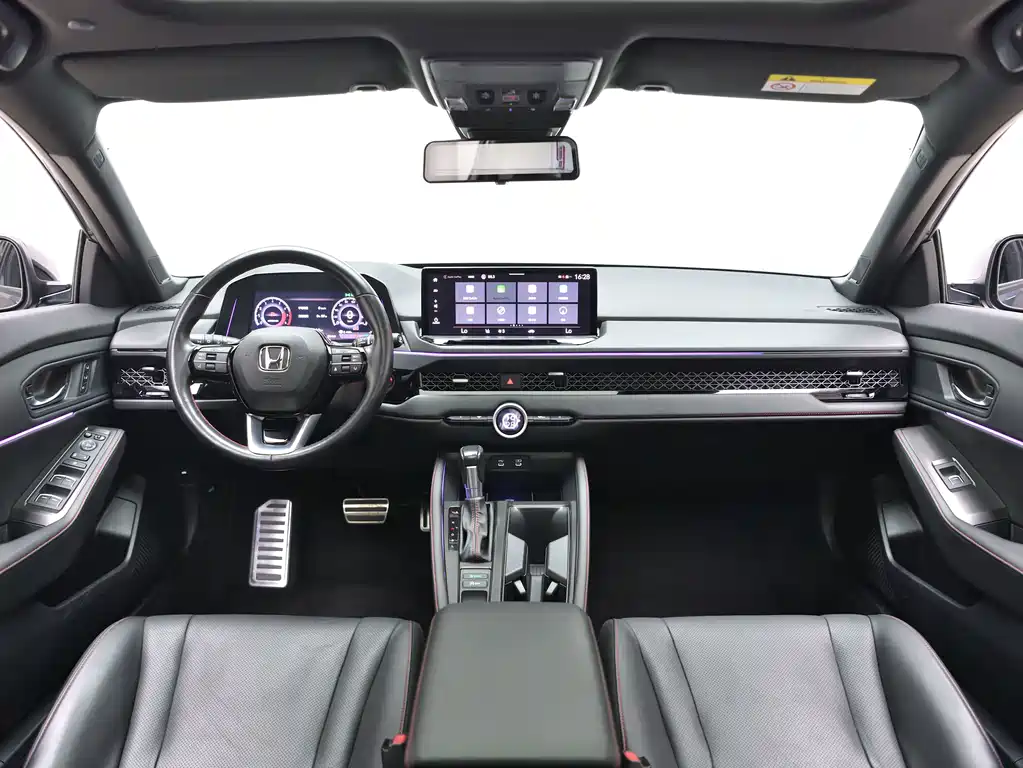 Honda Accord — фото 13
