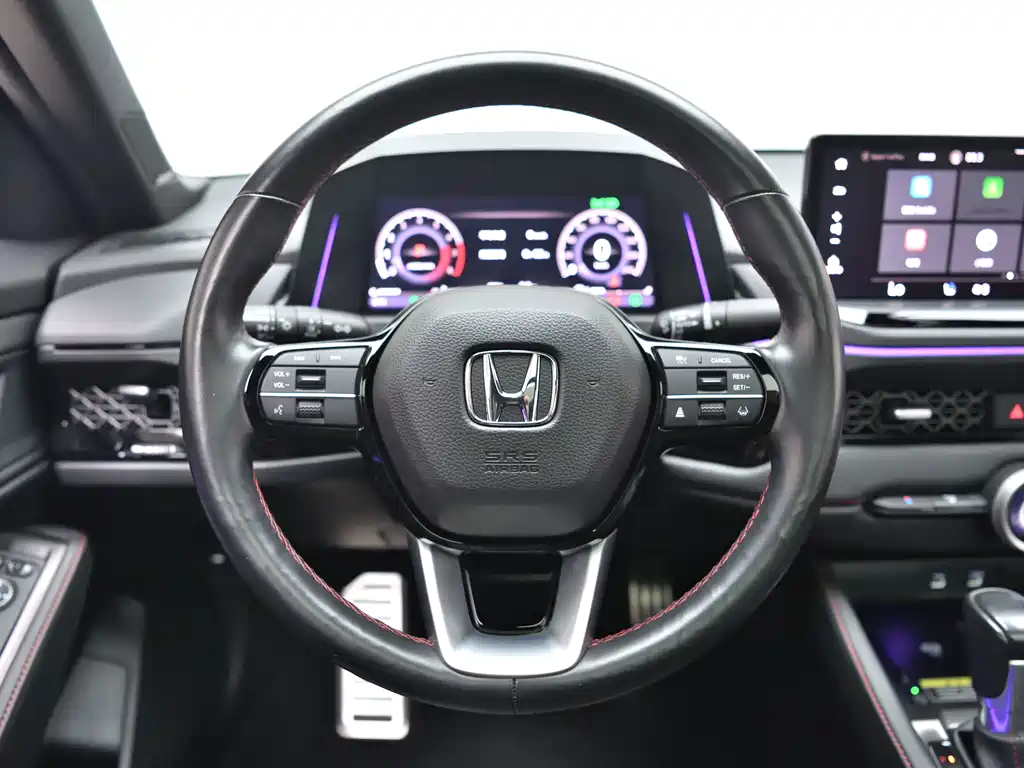 Honda Accord — фото 17