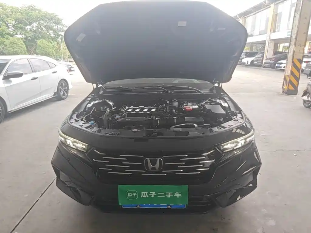 Honda Accord — фото 20