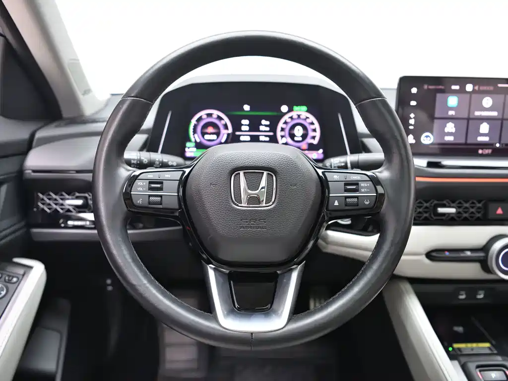 Honda Accord New Energy — фото 11