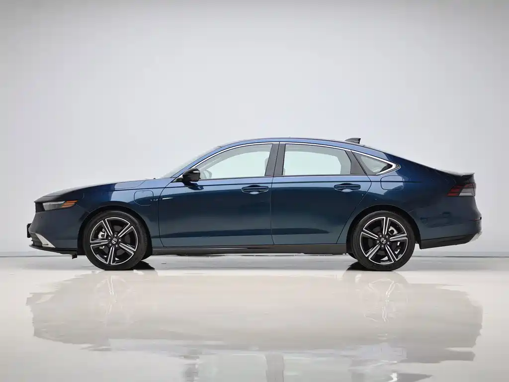 Honda Accord New Energy — фото 7