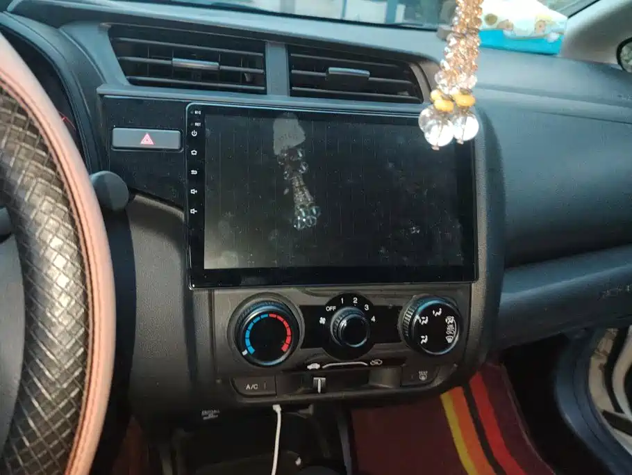 Honda Fit — фото 13