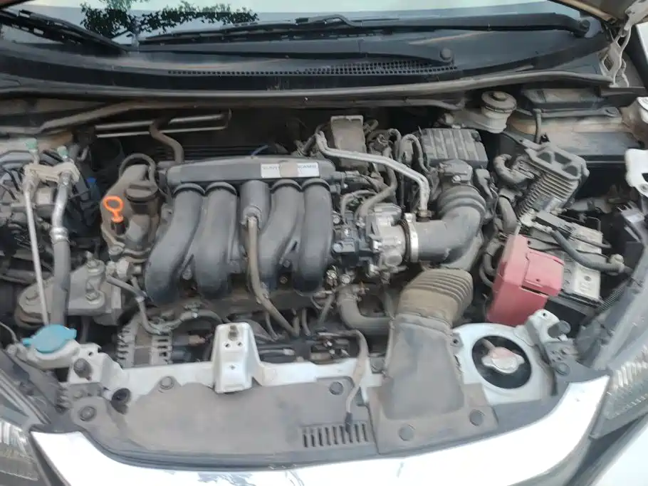Honda Fit — фото 10