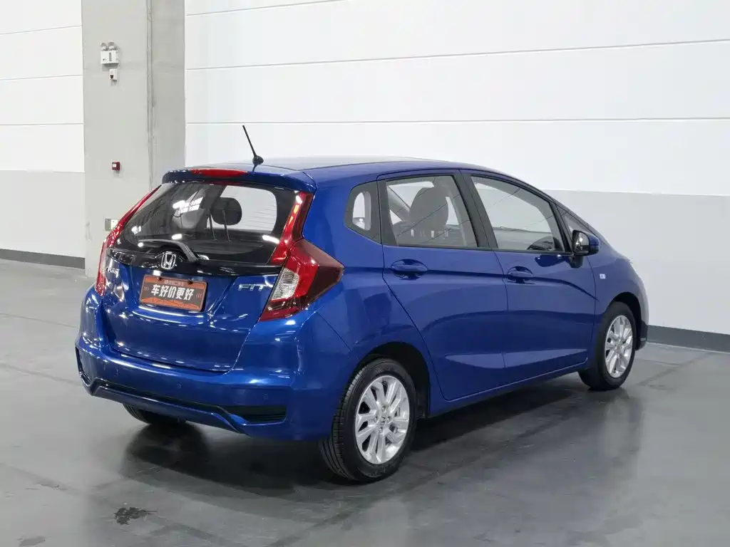 Honda Fit — фото 2