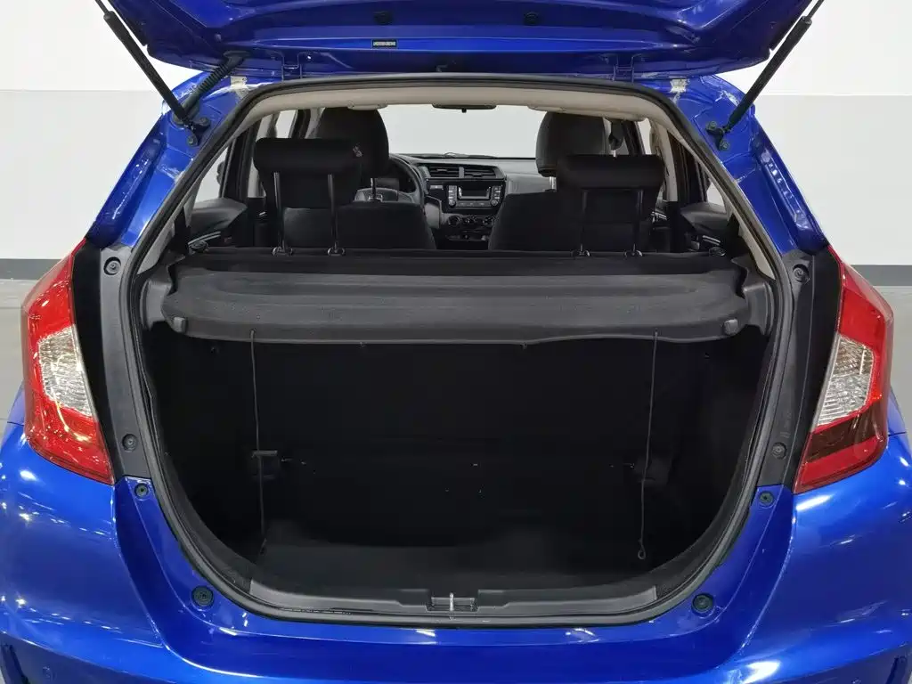 Honda Fit — фото 16