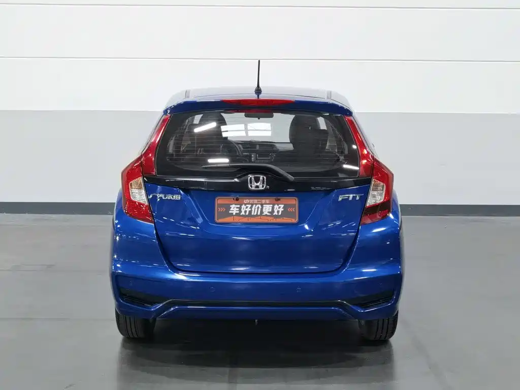 Honda Fit — фото 4