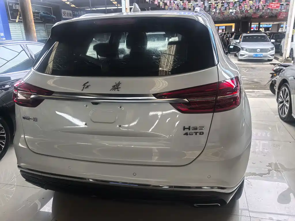 Hongqi Hongqi HS5 — фото 11