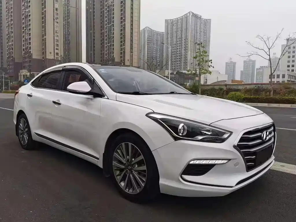 Hyundai Mistra — фото 3