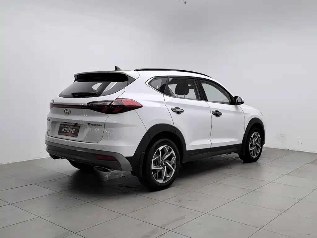 Hyundai Tucson — фото 2