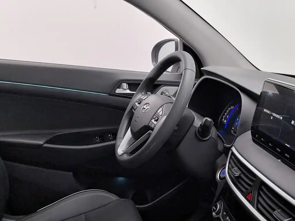 Hyundai Tucson — фото 22