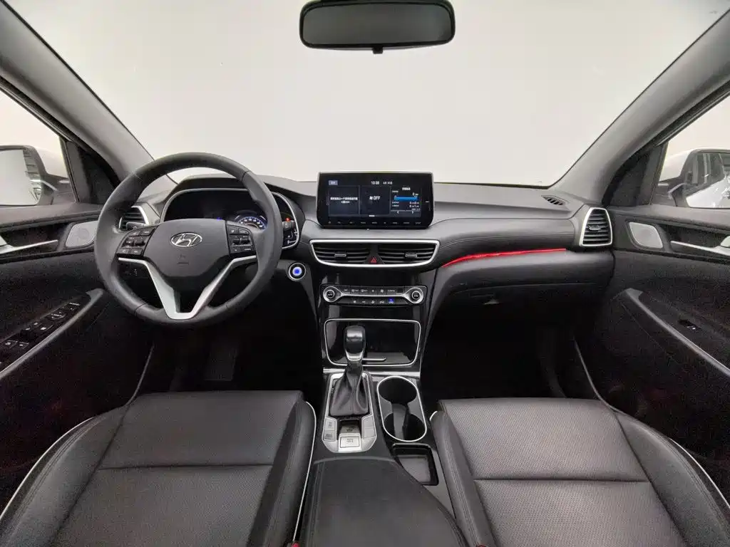 Hyundai Tucson — фото 5