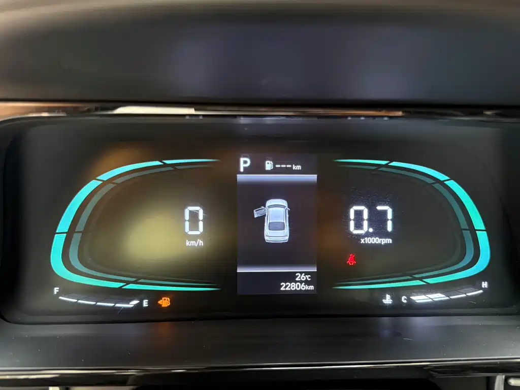 Hyundai Elantra — фото 13