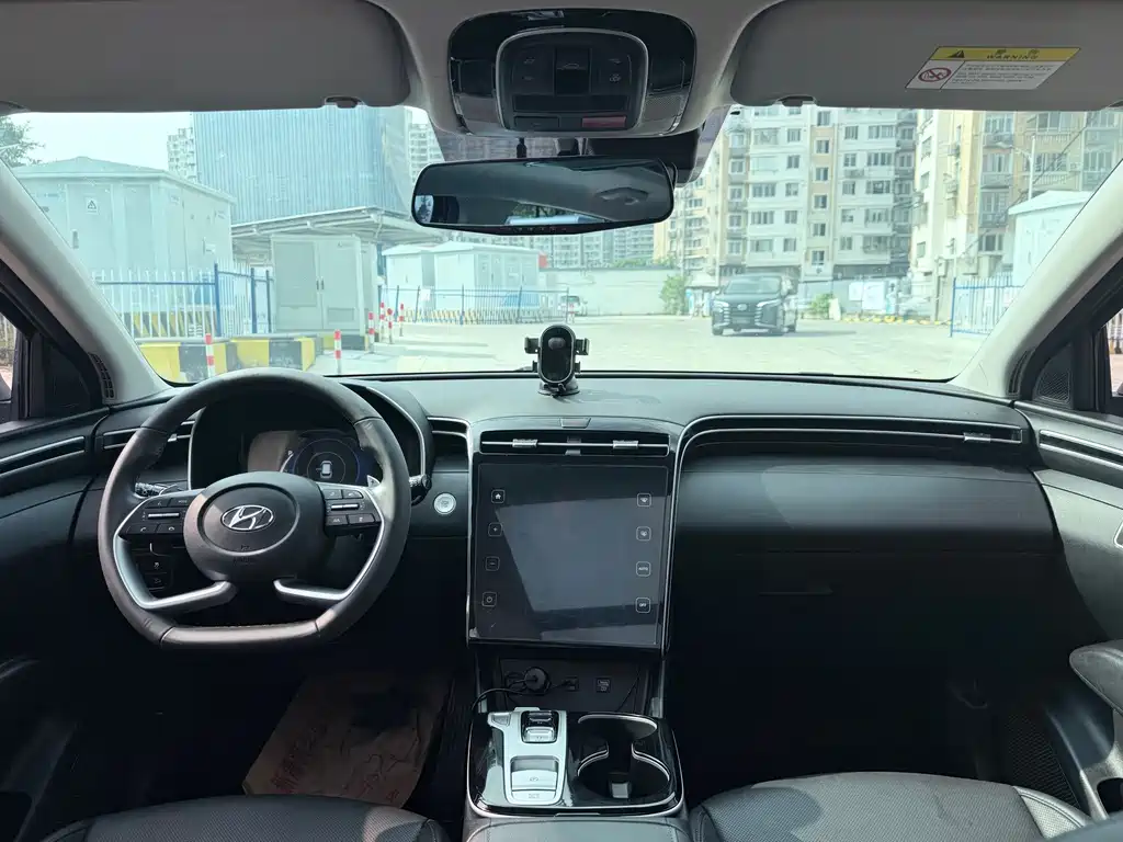 Hyundai Tucson — фото 8