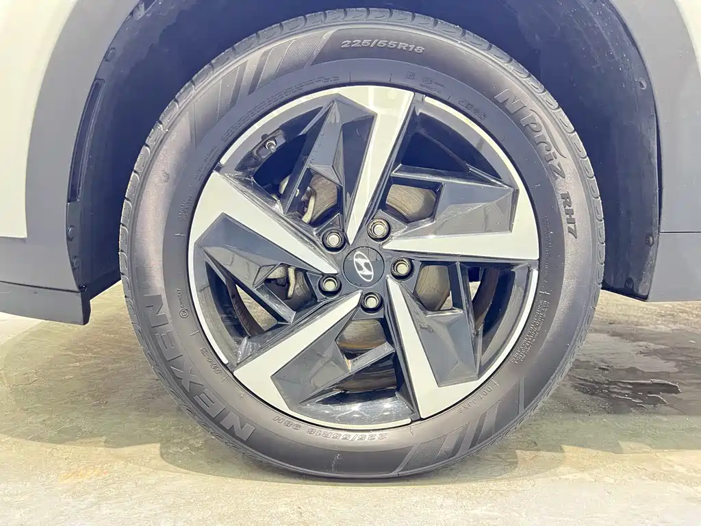 Hyundai ix35 — фото 17
