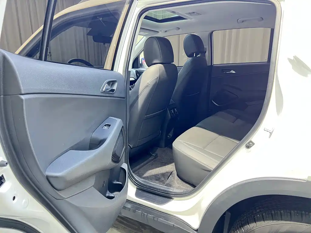 Hyundai ix35 — фото 10