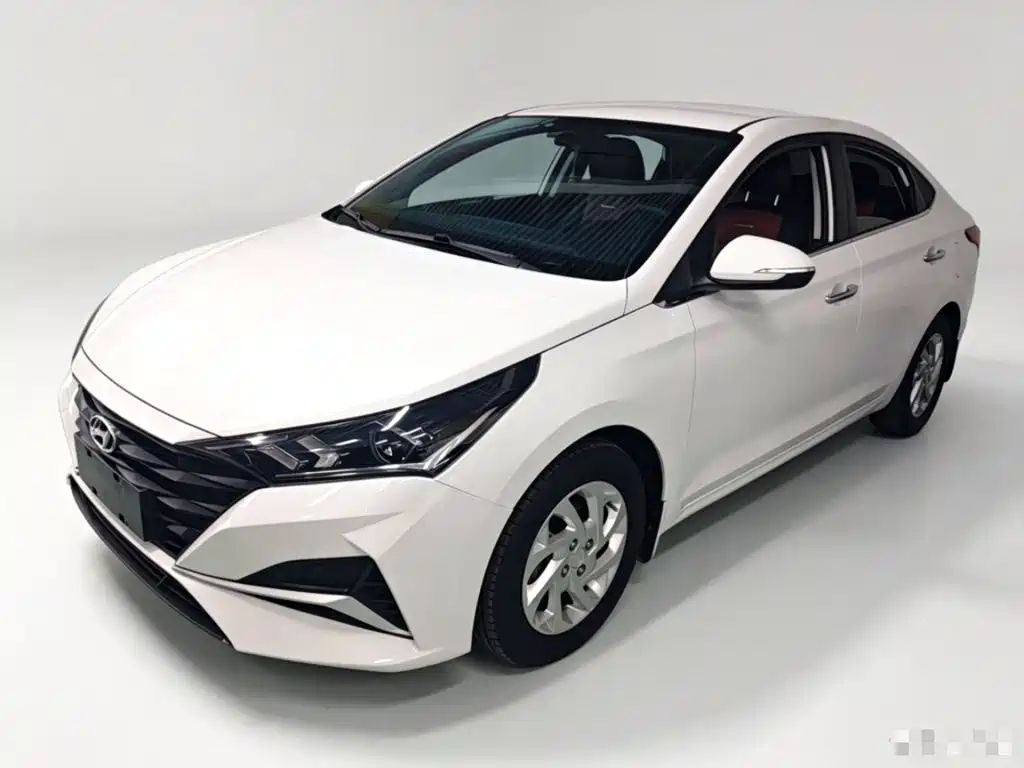 Hyundai Verna — фото 2