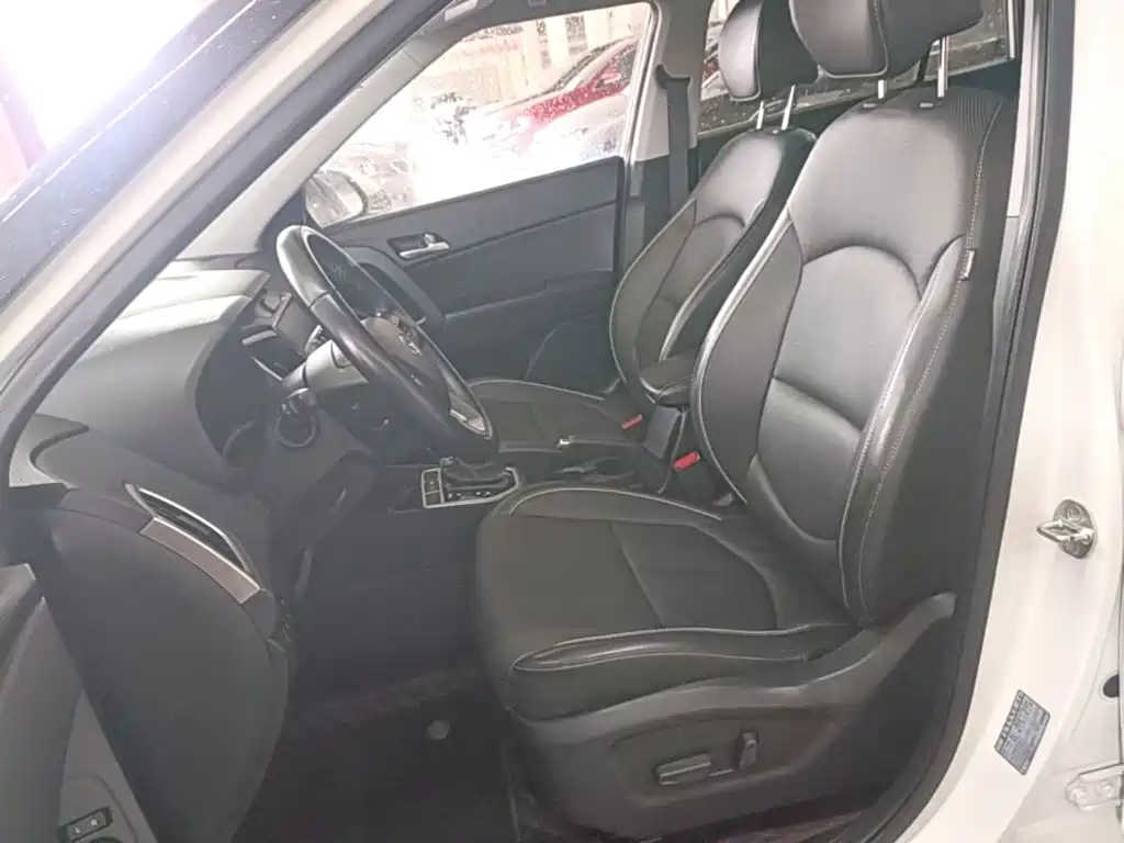 Hyundai ix25 — фото 15