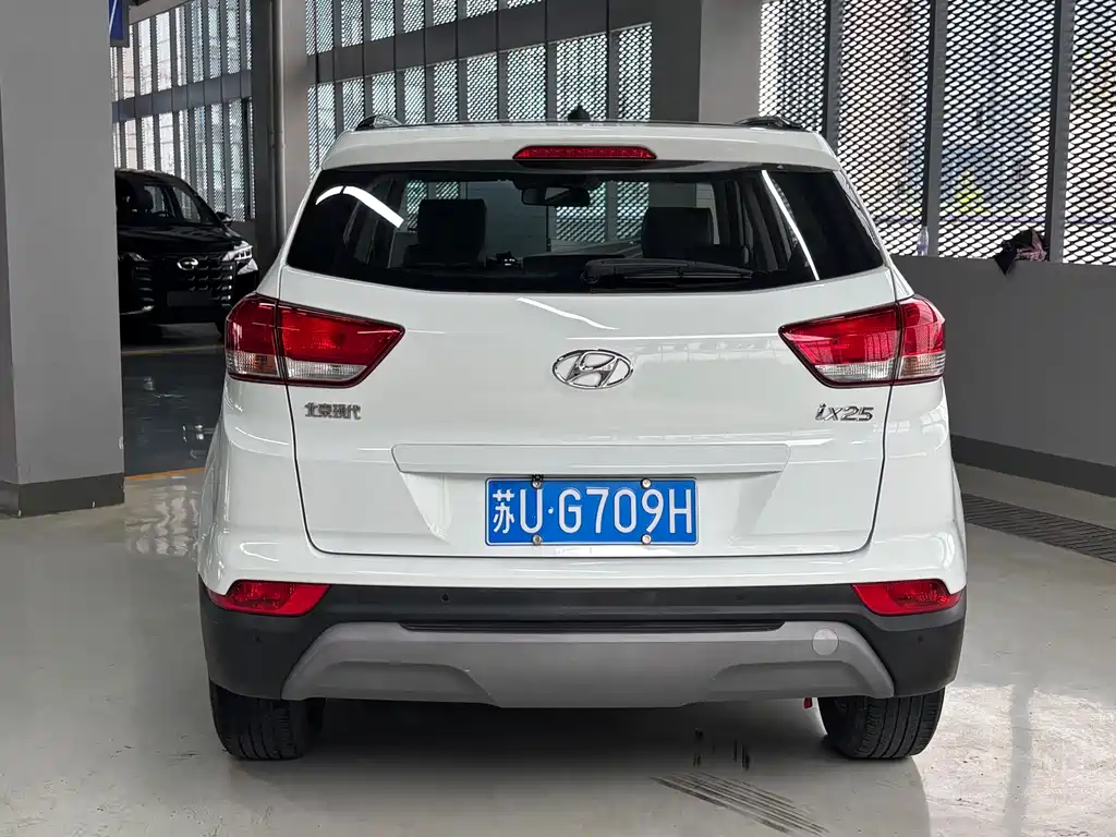 Hyundai ix25 — фото 15