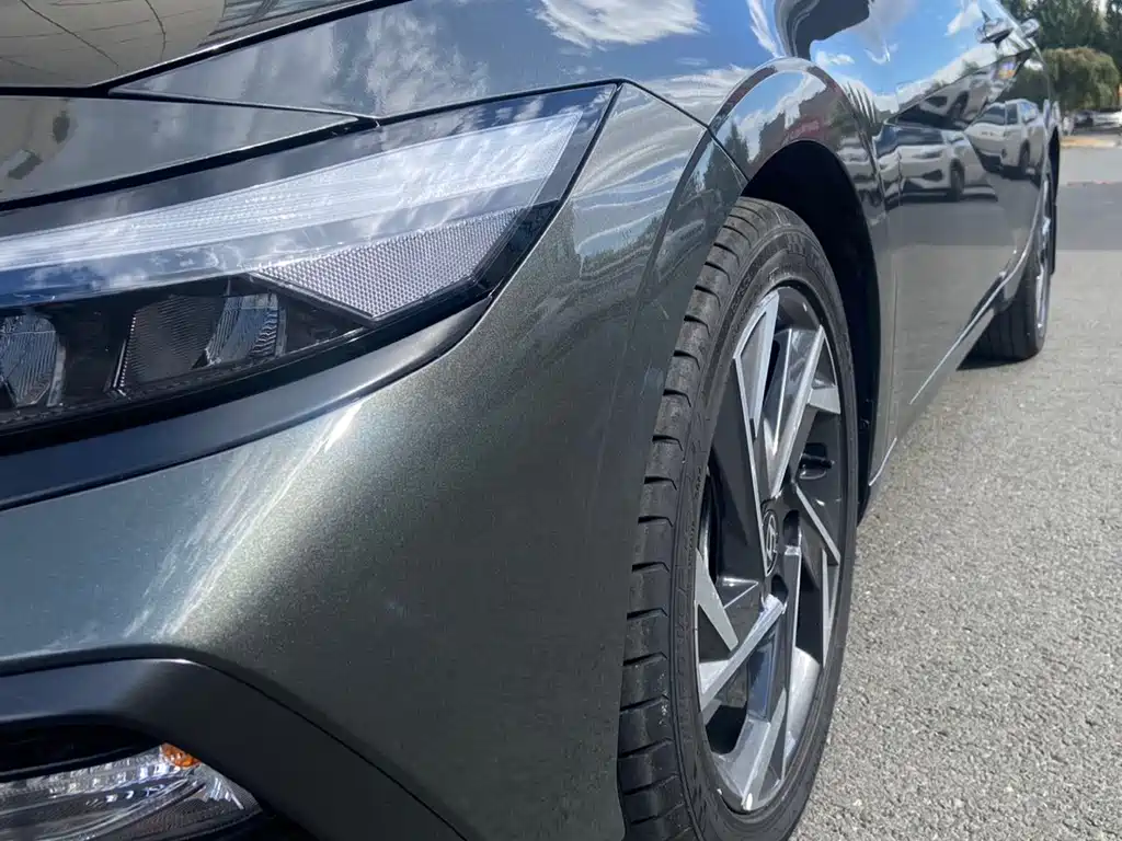 Hyundai Elantra — фото 20
